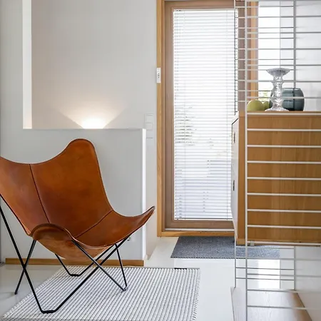 Villa Modern House With Jacuzzi